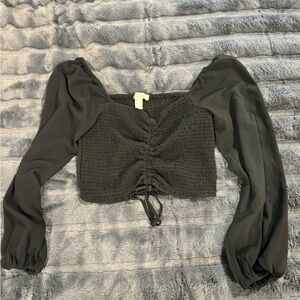 Cropped long sleeve top
